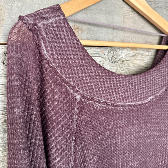 We the Free West End V-Back Top Waffle Thermal Knit Oversized Slouchy Grunge XS - Picture 9 of 14